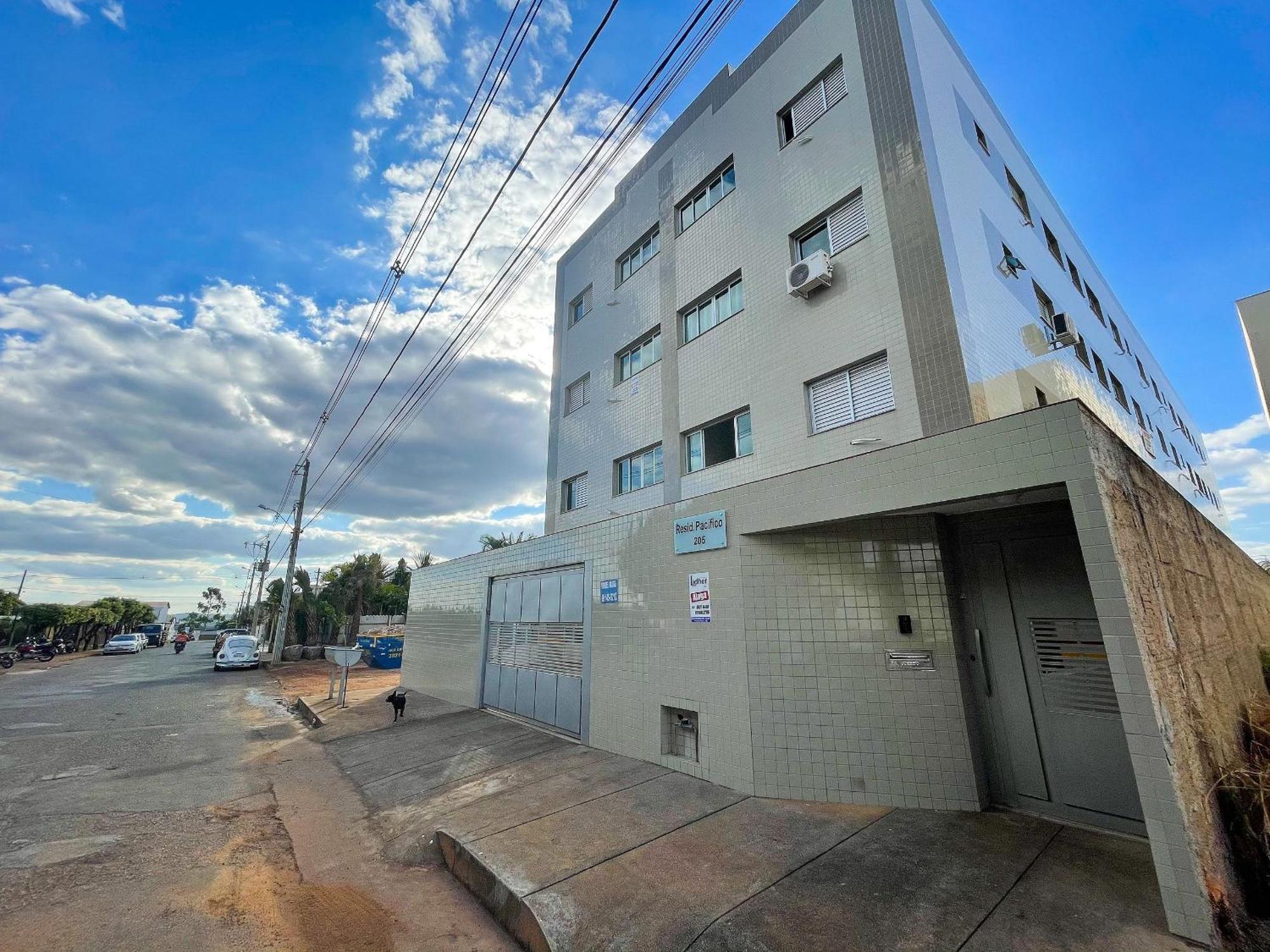103 - Apartamento Completo Para Ate 5 Hospedes Patos de Minas Exterior foto
